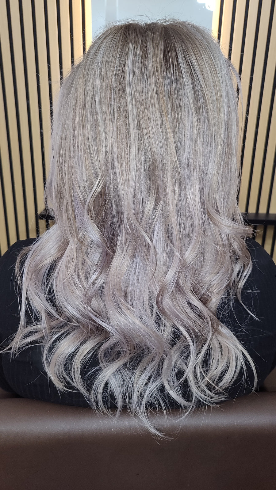 Haar nach der Behandlung mit Silver Shampoo und Ixirbalm und Ixiroil